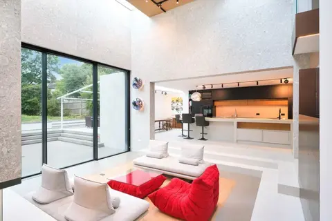 5 bedroom detached house to rent, Brondesbury Park, London NW2