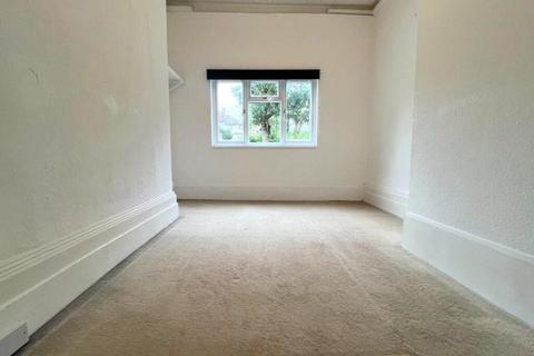 1 bedroom apartment to rent, St. Mary's Road, London, SE25