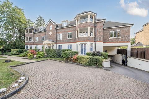Westfield Park, Hatch End, Pinner