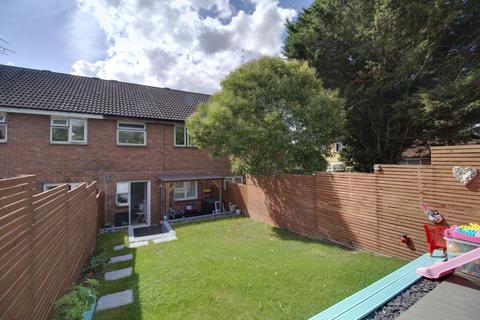 1 bedroom maisonette for sale, Horkesley Way, Wickford SS12