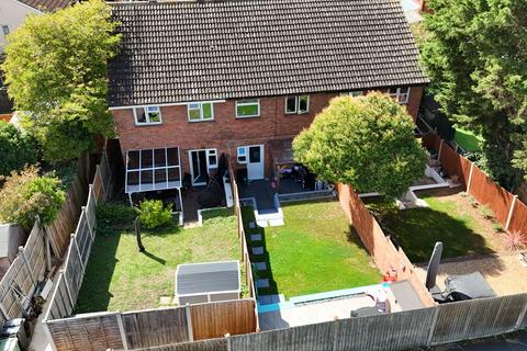 1 bedroom maisonette for sale, Horkesley Way, Wickford SS12