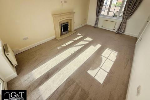 4 bedroom semi-detached house for sale, Donnington Court, Dudley