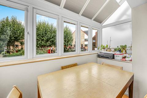 2 bedroom maisonette for sale, Bywater Place, London, SE16