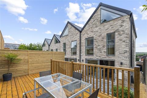 4 bedroom semi-detached house for sale, Dell Road, Winchester, Hampshire, SO23