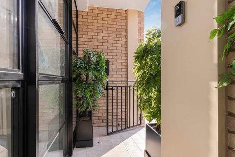 2 bedroom flat for sale, Hampshire Street, London, NW5