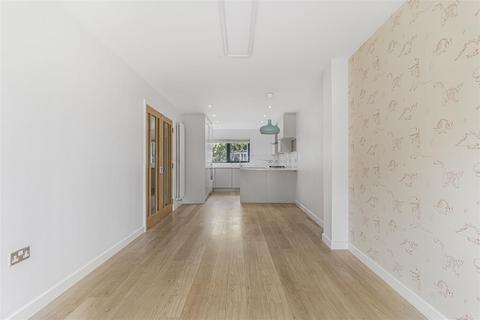 undefined, Rustat Avenue, Cambridge CB1