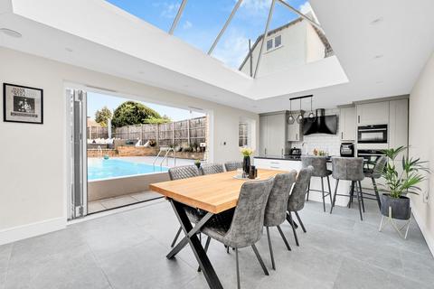 5 bedroom detached house for sale, Dorado Gardens, Orpington BR6