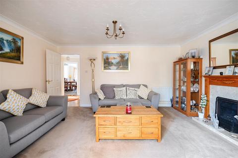 undefined, Redwing Avenue, Chippenham