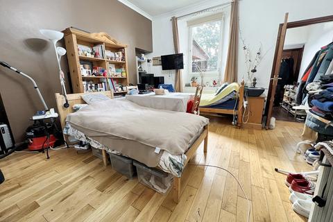 undefined, The Loan, Loanhead EH20