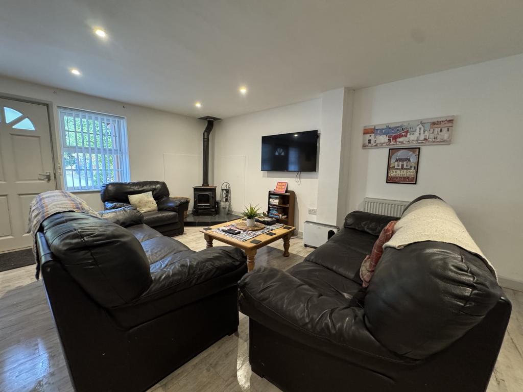 Lounge 2