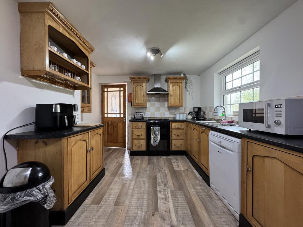 Kitchen 2
