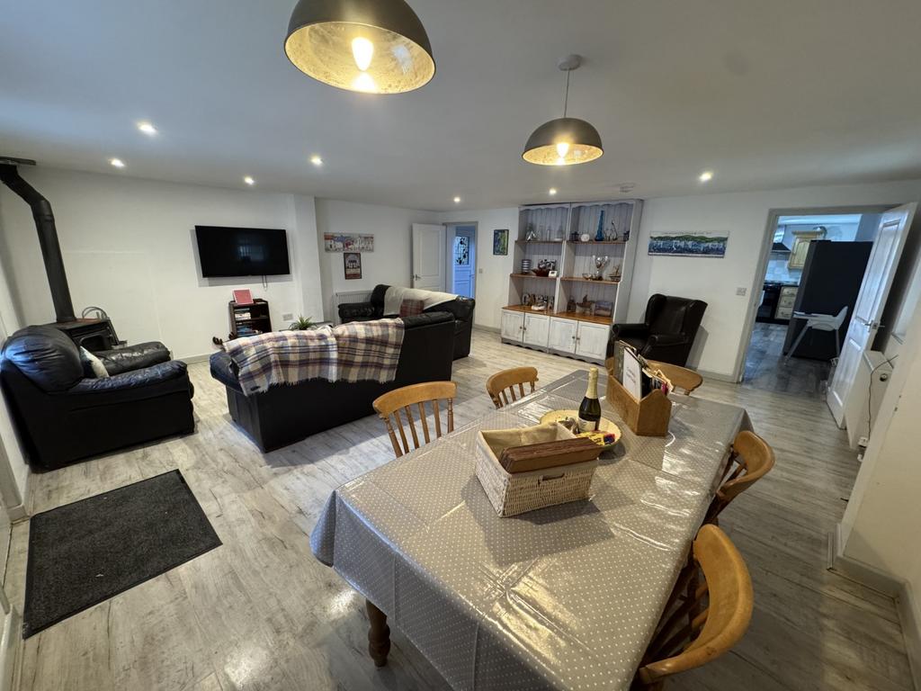 Lounge 2