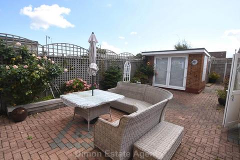 2 bedroom bungalow for sale, Lerryn Road, Gosport