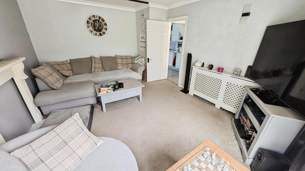Pbox-living room-336481.jpg