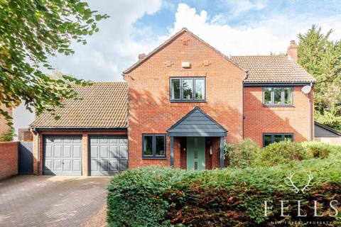 20 Avon Park, Ringwood, BH24 2AT