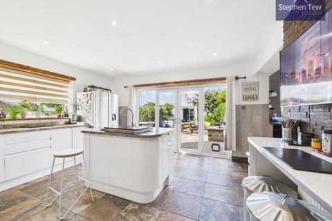 4 bedroom semi-detached house for sale, Westgate Road, Lytham St. Annes, FY8