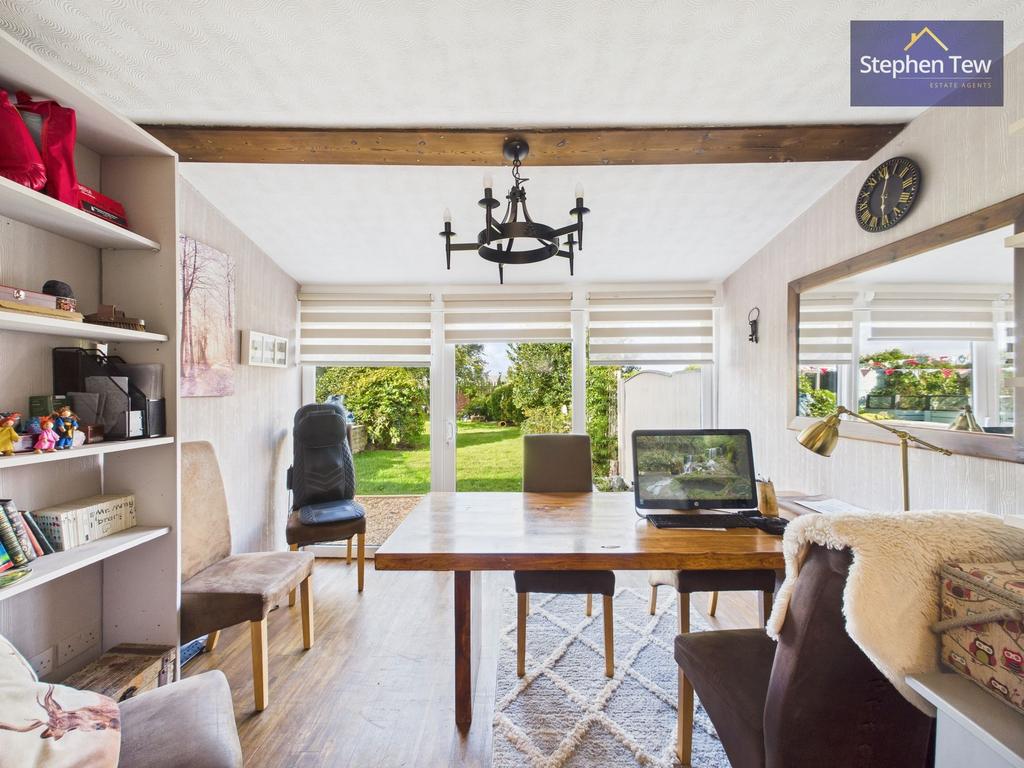 Sun Lounge / Study