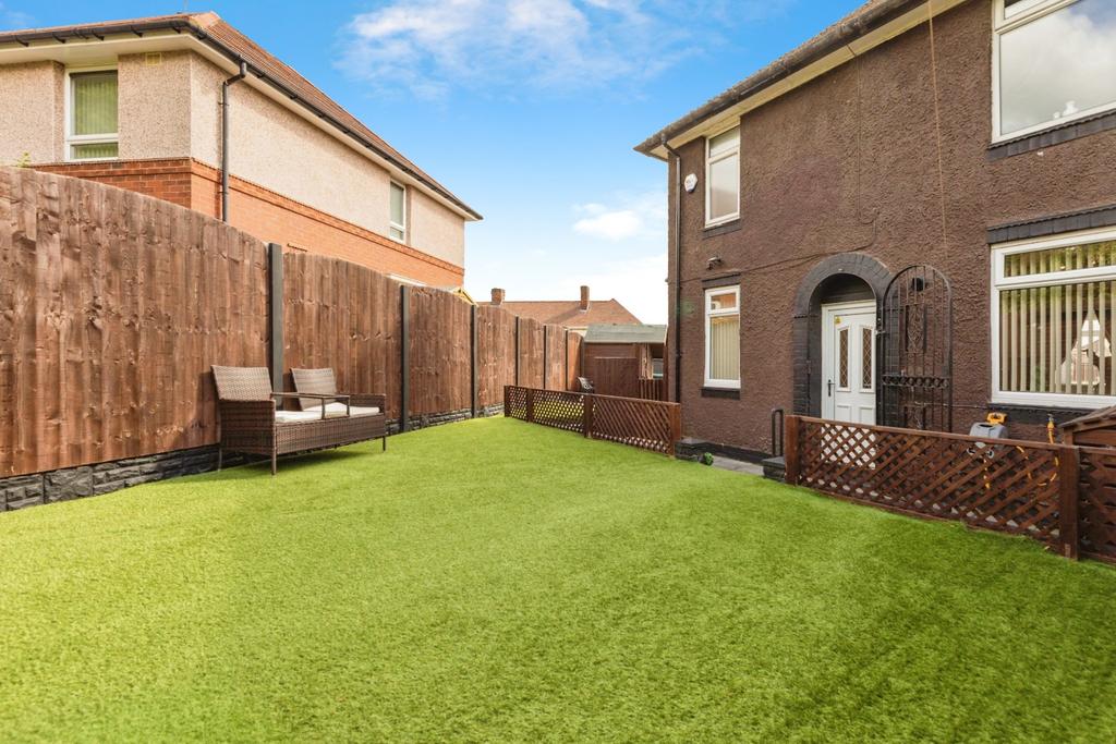 Pbox-garden-334189.jpg