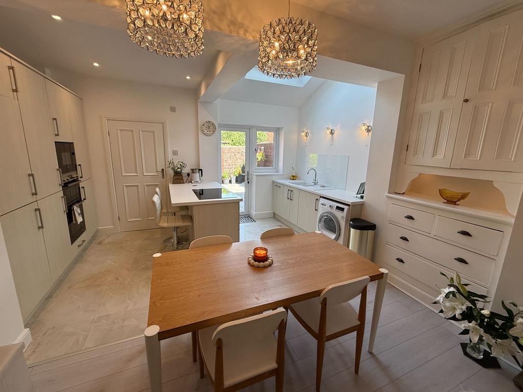 Family Room/Kitchen