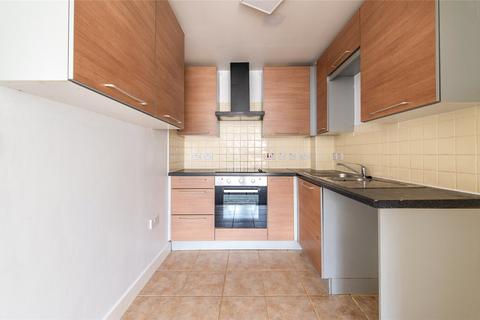 2 bedroom flat for sale, Sandlewood Court, Maidstone, Kent, ME16