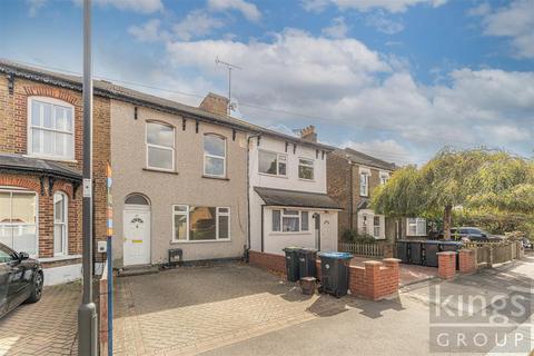 27 Mandeville Road, Enfield, EN3 6SN