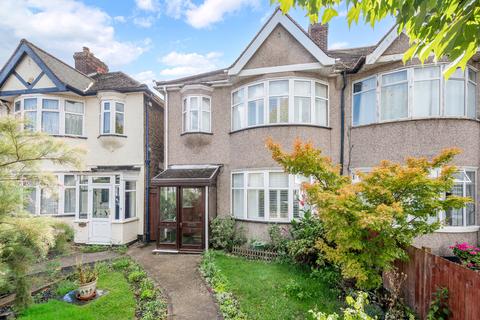 undefined, Aylward Road, Wimbledon Chase SW20