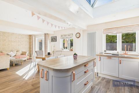 4 bedroom house for sale, Elsanta Crescent, Fareham