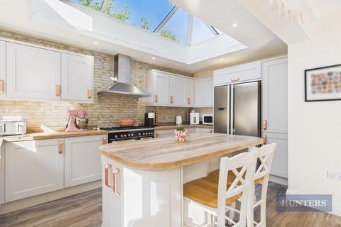 4 bedroom house for sale, Elsanta Crescent, Fareham