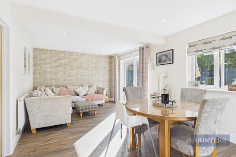 4 bedroom house for sale, Elsanta Crescent, Fareham