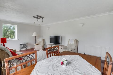 3 bedroom flat for sale, Tavistock Road, Croydon