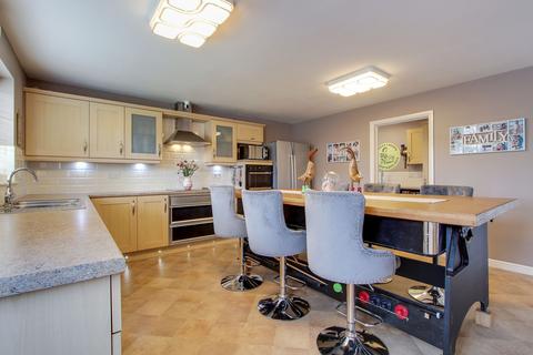 4 bedroom detached house for sale, Kenzie Drive, Sutton Bridge, PE12