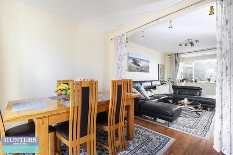 29 Farlea Drive, Bradford, BD2 3RJ