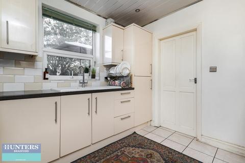 29 Farlea Drive, Bradford, BD2 3RJ