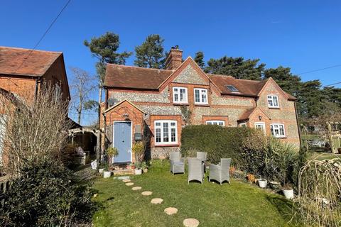 3 bedroom semi-detached house for sale, Marlow SL7