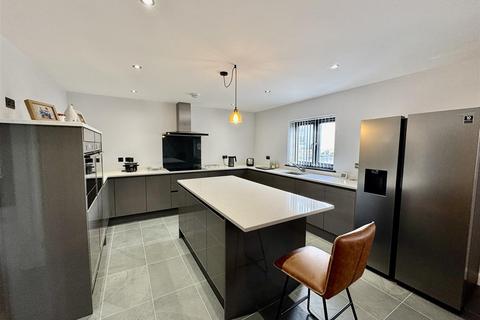 undefined, Tirycoed Road, Glanamman, Ammanford