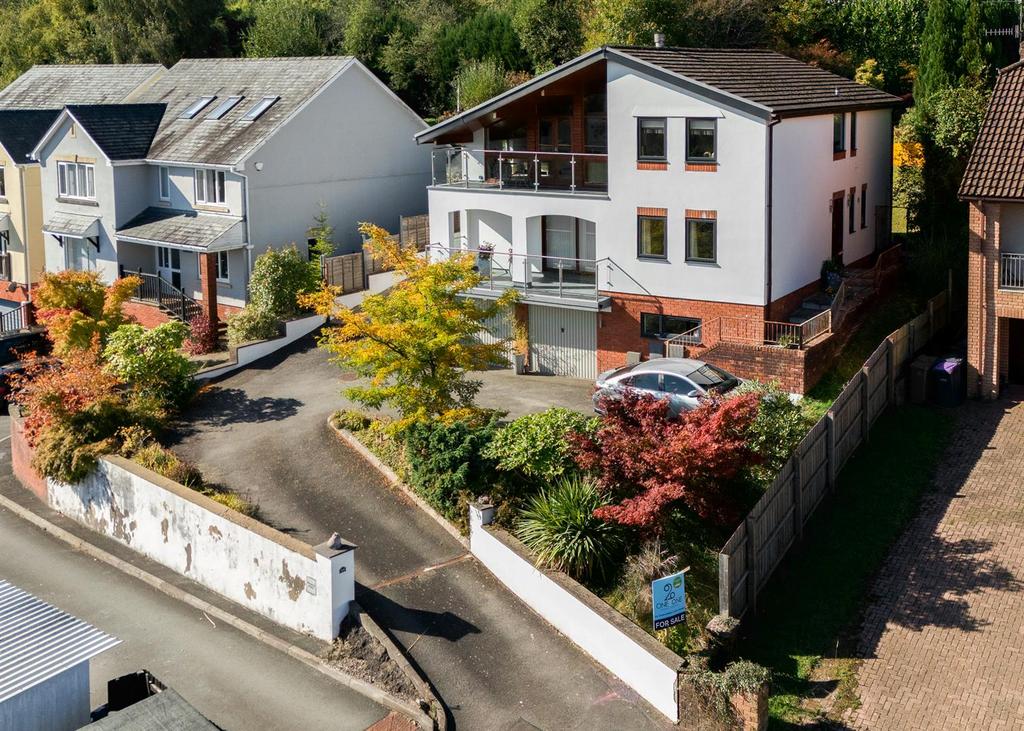 19 Oaks Court Drone-4.jpg