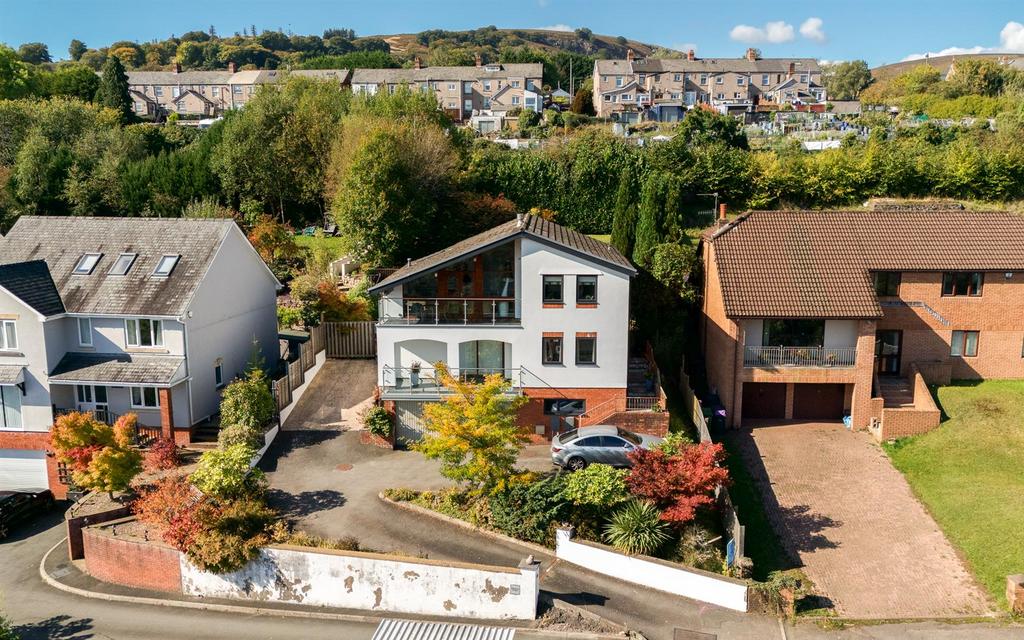 19 Oaks Court Drone-6.jpg