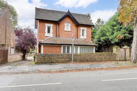 Mapperley Hall Drive, Mapperley NG3