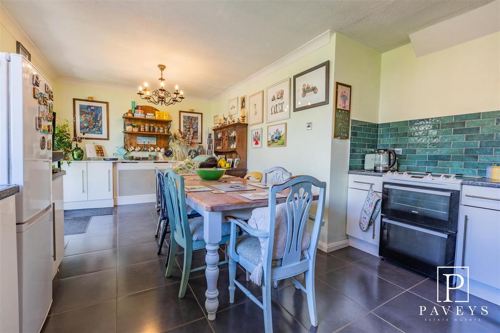 Kitchen diner