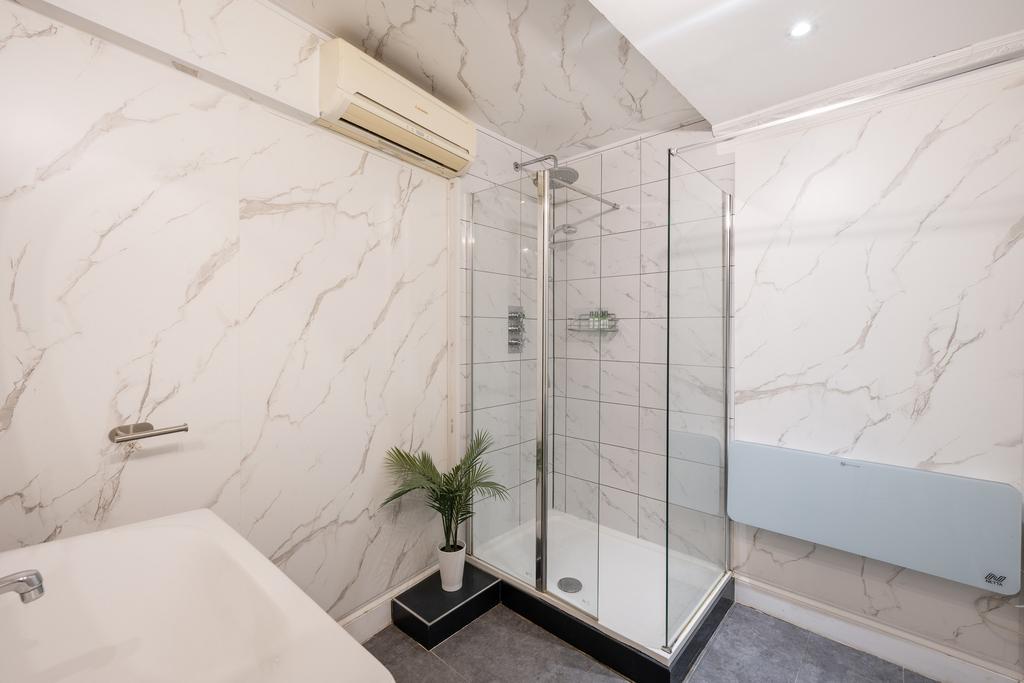 The Private Realtor-17 Ovington Mews-8 Lo