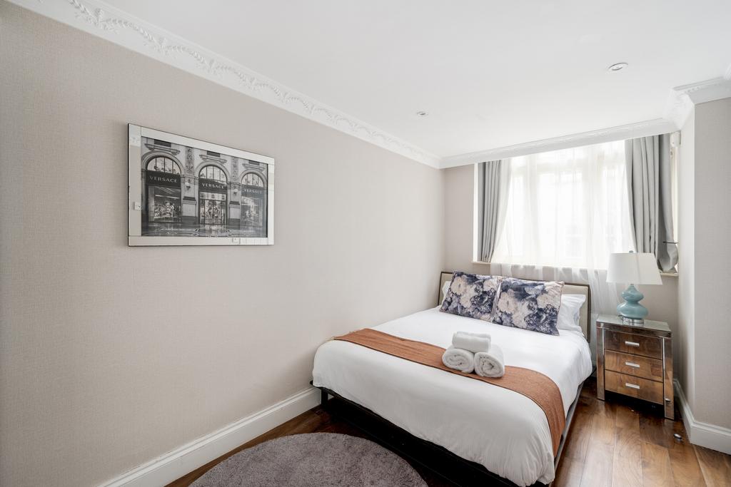 The Private Realtor-17 Ovington Mews-26 Lo