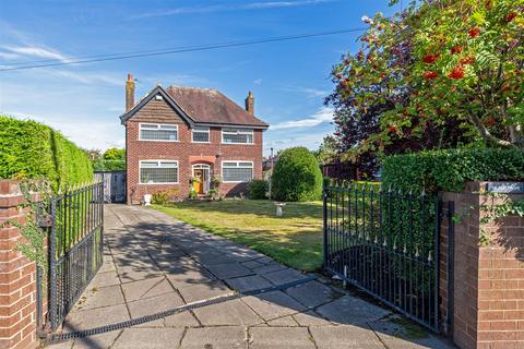 3 bedroom detached house for sale, Chester Road, Grappenhall, Warrington