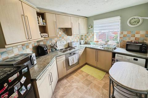 1 bedroom apartment for sale, Ensign Court, Lytham St. Annes FY8