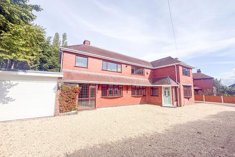 4 bedroom detached house for sale, Oakfield Road, Kidderminster, Dy11