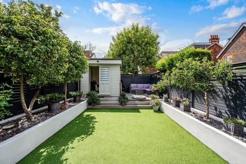 undefined, Cornfield Road, Reigate RH2