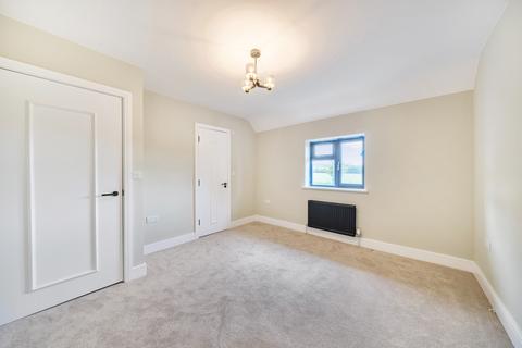 21 Breakspear Road, Ruislip, HA4 7QZ