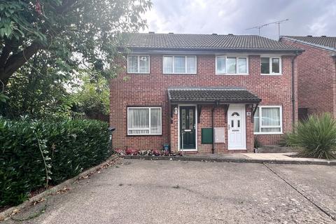 3 bedroom semi-detached house for sale, Poppyfields, Welwyn Garden City, AL7
