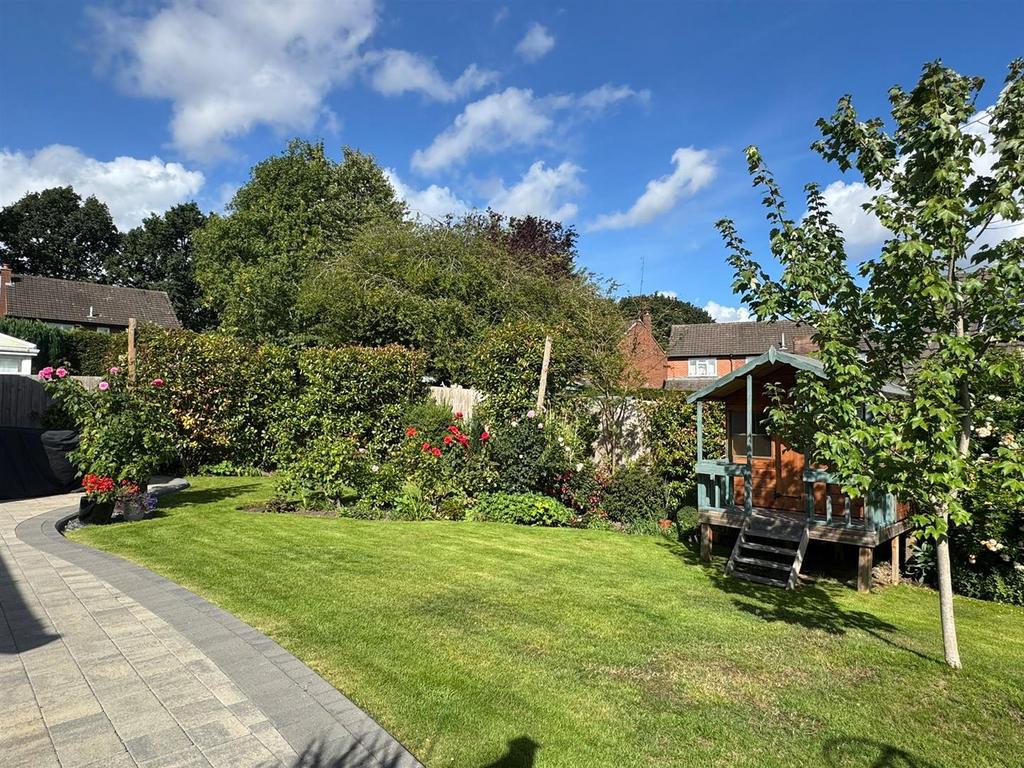 Garden (2).jpg