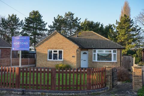 2 bedroom detached bungalow for sale, De Lisle Close, Market Harborough, LE16