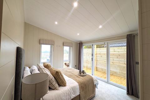 3 bedroom lodge for sale, Omar Oasis at Tallington Lakes, Barholm Rd PE9